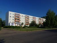 Naberezhnye Chelny, Shamil Usmanov st, house 27. Apartment house