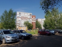 Naberezhnye Chelny, Shamil Usmanov st, house 30. Apartment house