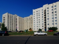 Naberezhnye Chelny, Shamil Usmanov st, house 17 к.2. Apartment house