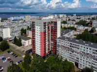Naberezhnye Chelny, avenue Druzhby Narodov, house 38А. Apartment house