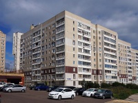 Naberezhnye Chelny, Narimanov st, house 52. Apartment house