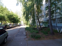 Naberezhnye Chelny, Avtozavodsky Ave, house 42. Apartment house