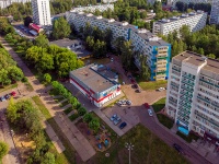 Naberezhnye Chelny, 超市 "Магнит у дома", Glavmosstroevtsev Blvd, 房屋 5