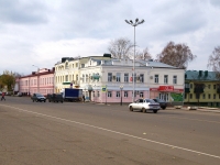 Чистополь, улица Ленина, дом 30. многофункциональное здание