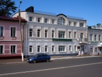 Chistopol, Lenin st, house 30. multi-purpose building