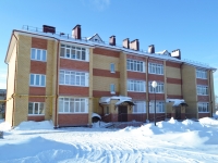 Chistopol, Vakhitov st, house 81. Apartment house
