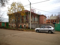 Чистополь, улица Урицкого, дом 96. индивидуальный дом