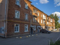 Ижевск, улица Орджоникидзе, дом 42. многоквартирный дом