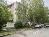 Izhevsk, Kommunarov st, house 175. Apartment house