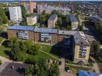Votkinsk, Korolev st, house 32. Apartment house