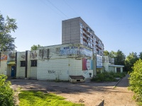 Воткинск, улица Зверева, дом 4. многоквартирный дом