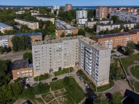 Воткинск, улица Зверева, дом 6. многоквартирный дом
