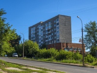 Votkinsk, Zverev st, house 6. Apartment house