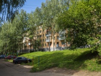 Votkinsk, st Proletarskaya, house 11. Apartment house
