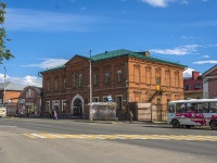 Votkinsk, st Kirov, house 6. store
