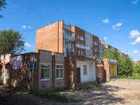 Votkinsk, st Kirov, house 70. Apartment house