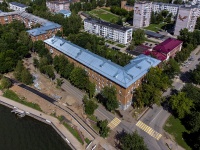 Votkinsk, Mira st, house 21. Apartment house