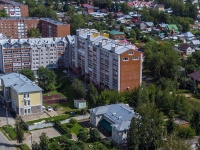 Votkinsk, Ordzhonikidze st, house 4 к.2. Apartment house