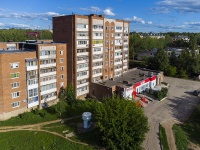 Votkinsk, Sadovnikov , house 6. Apartment house