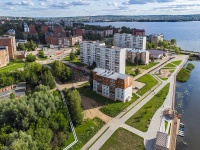 Votkinsk, Sadovnikov , house 7. Apartment house