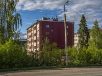 Votkinsk, Sadovnikov , 房屋 9. 公寓楼