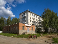 Votkinsk, st Dzerzhinsky, house 6. Apartment house