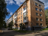 Votkinsk, st Dzerzhinsky, house 12. Apartment house