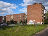 Votkinsk, st Dzerzhinsky, house 24. Apartment house