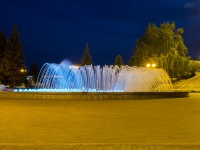 Уфа, фонтан на площади Салавата Юлаеваулица Заки Валиди, фонтан на площади Салавата Юлаева