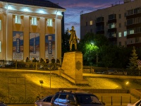 Уфа, памятник Ш.М. Бабичулица Гафури, памятник Ш.М. Бабич