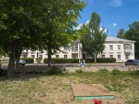 Oktyabrskiy, Komsomolskaya st, house 2. Apartment house