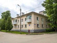 Oktyabrskiy, st Kalinin, house 2. Apartment house