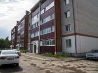Oktyabrskiy, Sverdlov st, house 4. Apartment house
