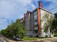 Oktyabrskiy, Sverdlov st, 房屋 4. 公寓楼