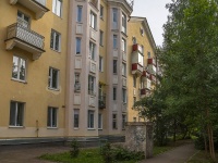 Oktyabrskiy, Sverdlov st, house 22. Apartment house