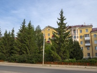Oktyabrskiy, Sverdlov st, house 22. Apartment house