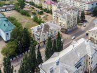 Oktyabrskiy, Lenin avenue, house 22. Apartment house
