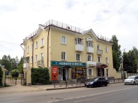 Oktyabrskiy, avenue Lenin, house 26. Apartment house