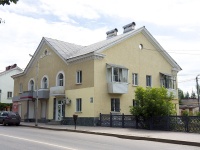 Oktyabrskiy, avenue Lenin, house 32. Apartment house