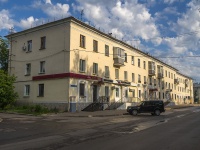 Salavat, Lenin st, house 1. Apartment house