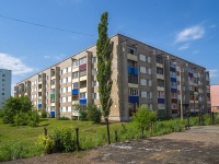 Salavat, Leningradskaya st, house 5. Apartment house