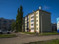 Salavat, Leningradskaya st, 房屋 27. 公寓楼