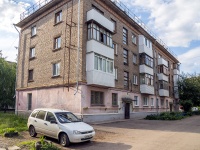 Salavat, Oktyabrskaya st, house 9. Apartment house