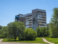 Salavat, Oktyabrskaya st, house 68. Apartment house