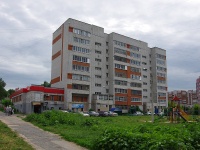 Cheboksary, Chapaev st, 房屋 8 к.2. 公寓楼