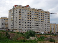Cheboksary, st Yarmarochnaya, house 10. Apartment house
