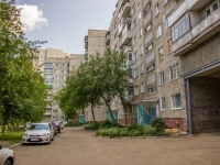 Барнаул, улица Шукшина, дом 19. многоквартирный дом