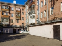 Barnaul, Lenin avenue, 房屋 82. 公寓楼