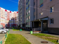 Barnaul, Baltiyskaya st, house 3. Apartment house
