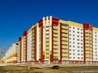 Barnaul, st Lazurnaya, house 60. Apartment house